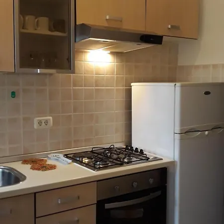 Apartment In Pula- Kroatien Mit Hohen Gaestebewertungen By Interhome Pula