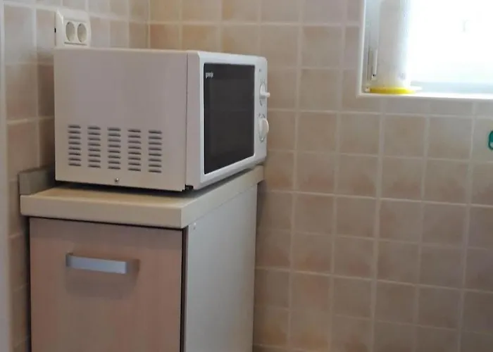 In Pula- Kroatien Mit Hohen Gaestebewertungen By Interhome *