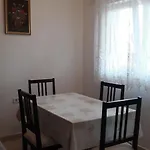 In Pula- Kroatien Mit Hohen Gaestebewertungen By Interhome Apartamento