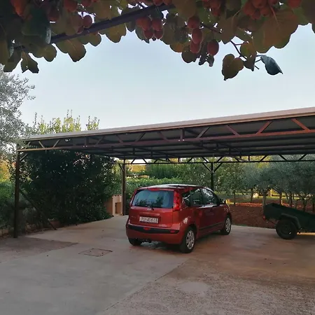 In Pula- Kroatien Mit Hohen Gaestebewertungen By Interhome Pola