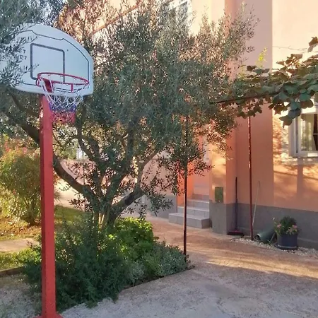 Appartamento In Pula- Kroatien Mit Hohen Gaestebewertungen By Interhome *