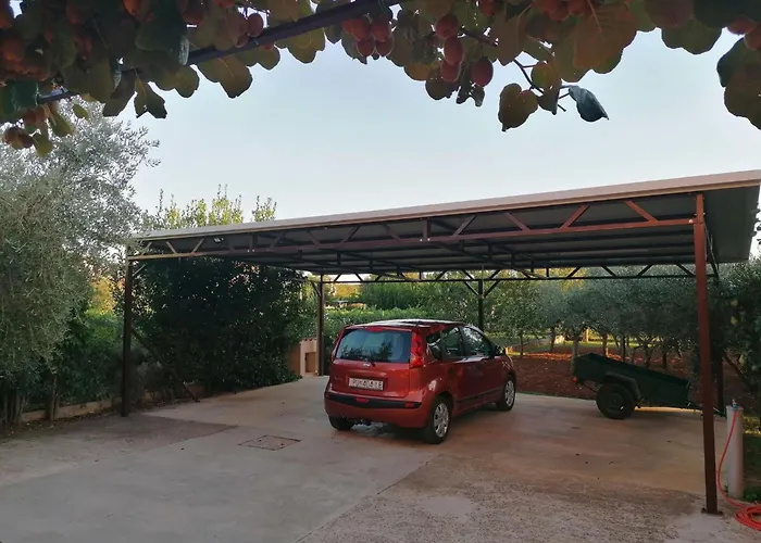 In Pula- Kroatien Mit Hohen Gaestebewertungen By Interhome Pula