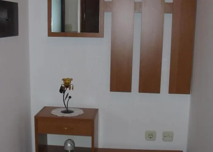 In Pula- Kroatien Mit Hohen Gaestebewertungen By Interhome Apartament *